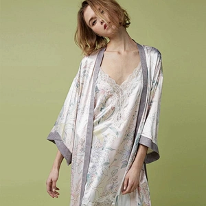 Wholesale Autumn Luxury Satin Pyjamas Robes 2 Pieces Long Sleeve Split Side Belted Silk Floral Night Robe for Bride