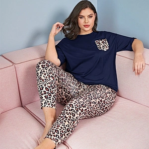 Wholesale Round Neck Short Sleeve Loungewear Leopard Print PJ Set for Women Plus Size Pajamas