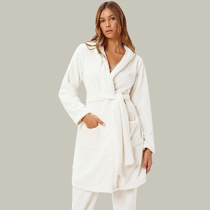 Winter Thermal Bathrobe Belted Dual Pocket Flannel Lounge Wear Hooded Custom Robe