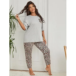 Wholesale Round Neck Short Sleeve Loungewear Leopard Print PJ Set for Women Plus Size Pajamas