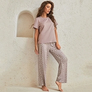 Solid Tee & Confetti Heart Print Pants Lounge Set  Casual Pyjama Wholesale Women Loungewear