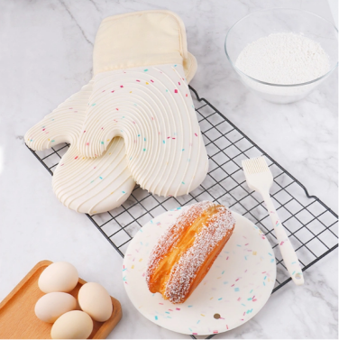Cotton gloves
