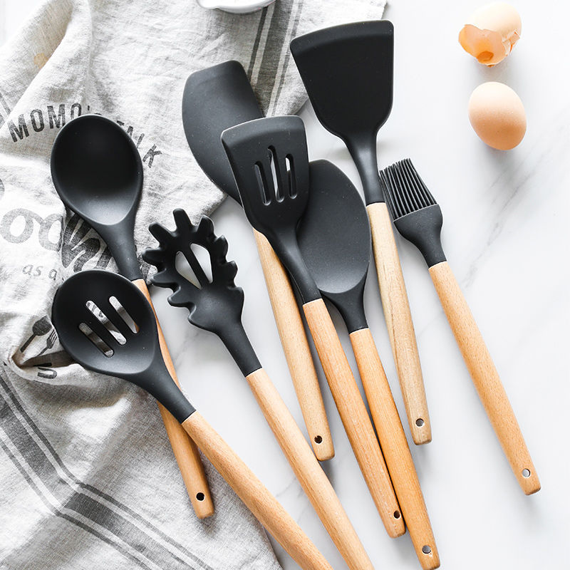 kitchen utensils
