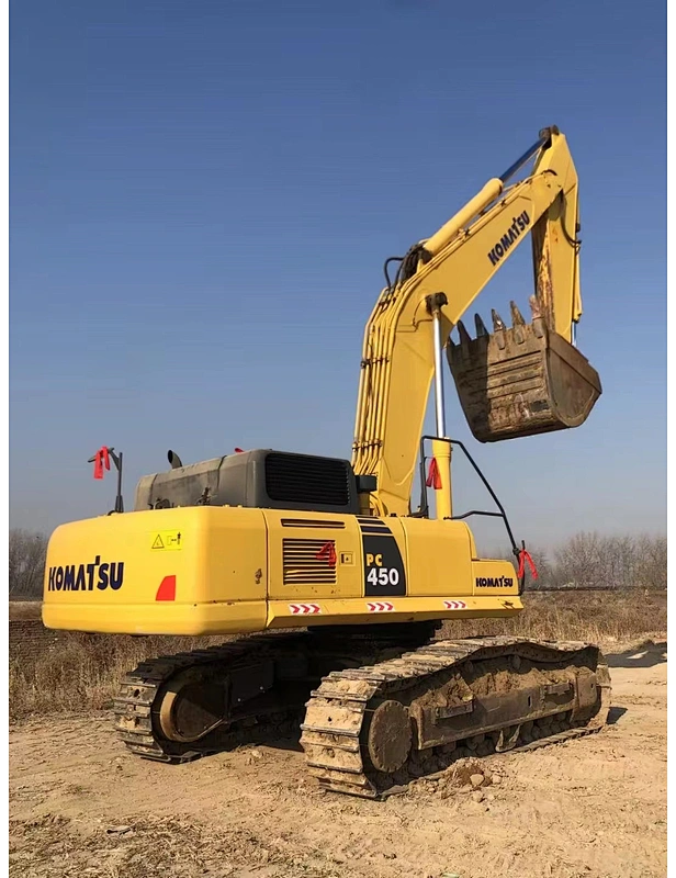 Komatsu PC450, Komatsu PC450-8 excavator