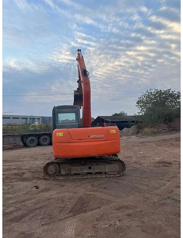 Hitachi 70 excavator，Hitachi ZX70 excavator