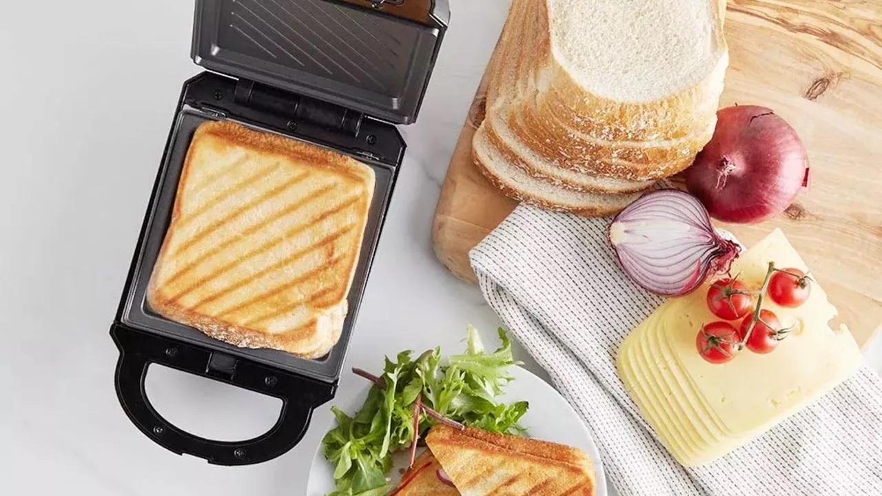 sandwich maker