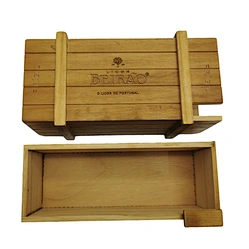magic box
wood box
mystery box