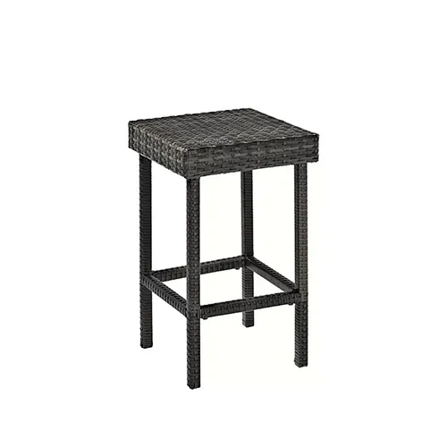 Chaise en rotin pour l'extérieur