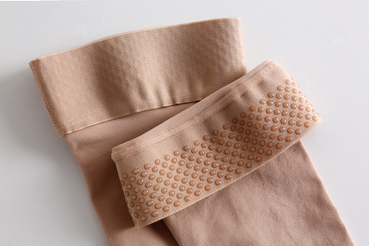 Arm Sleeves with Grip