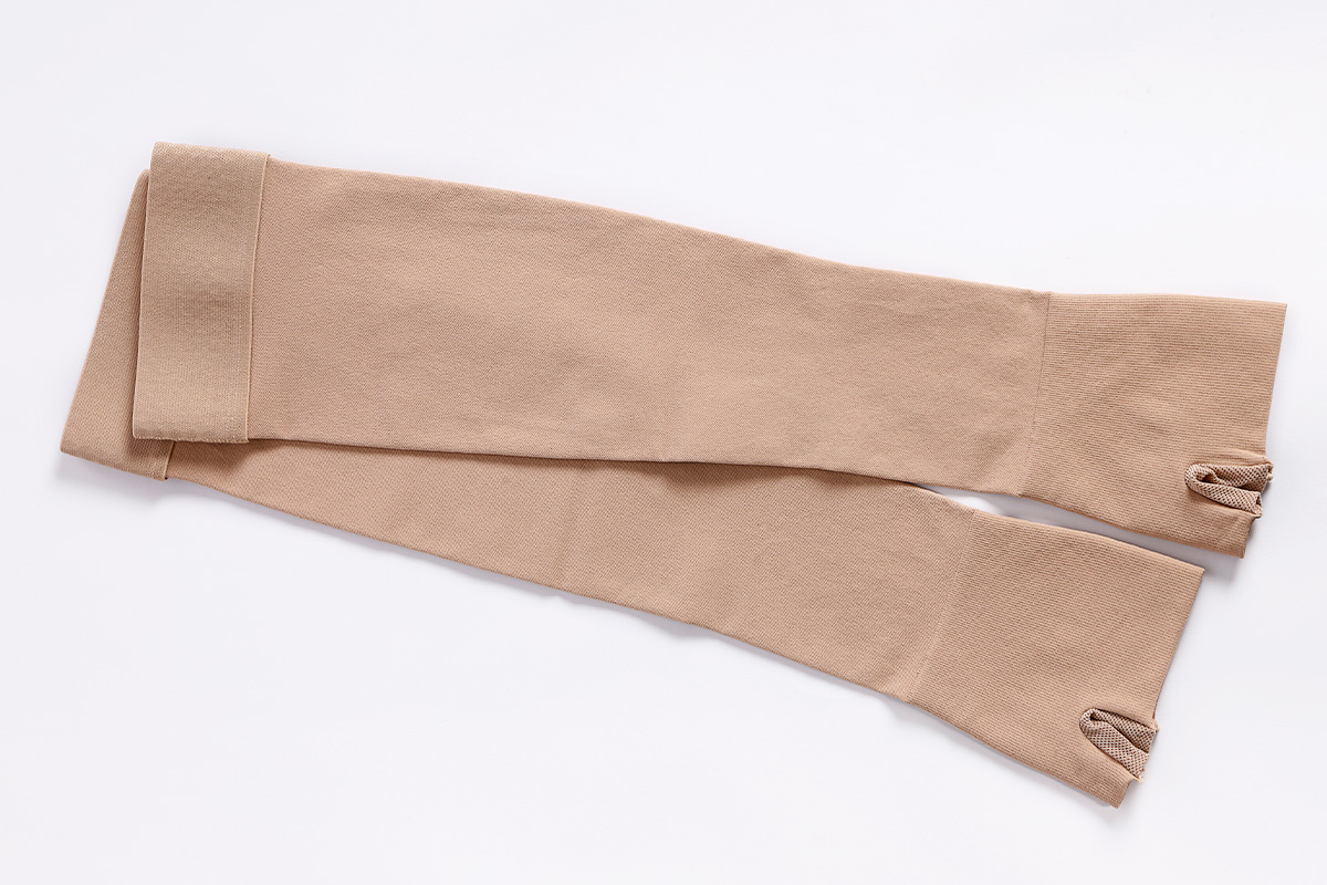 Arm Sleeves with Grip