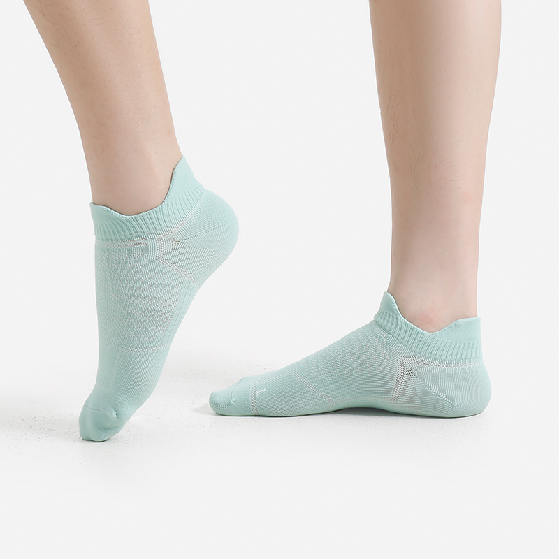 Air-Circulation Zone Socks