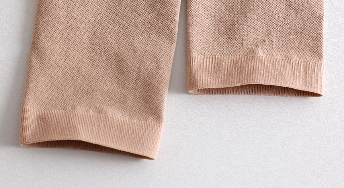 Arm Sleeves with Grip