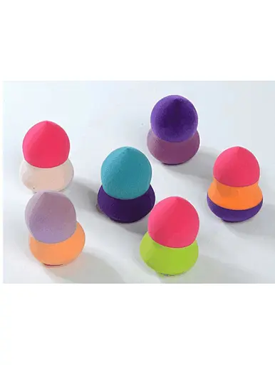 egg shaped makeup sponge