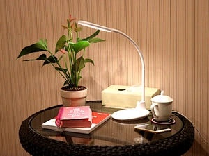 可调光 LED 台灯