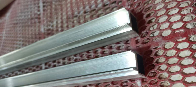 Shutter Machine-Cutting saw for aliminum pipe