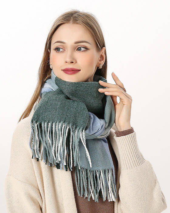 Long fringed scarf