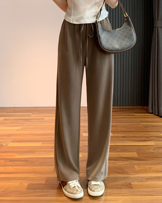 Baggy pants