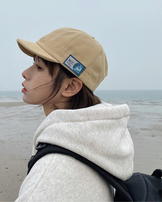 Short brim cap