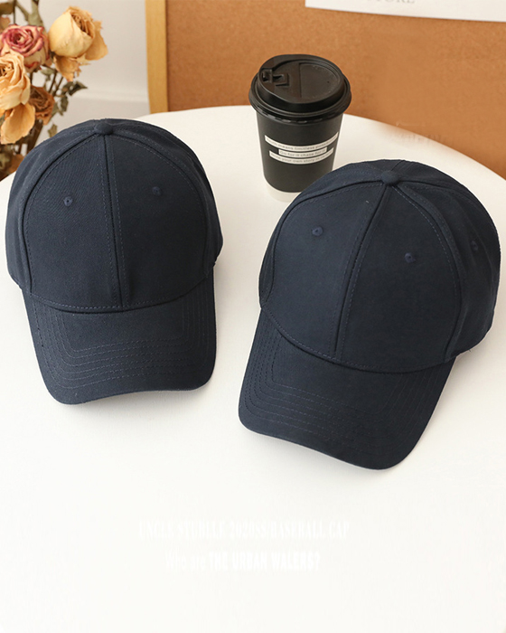 white baseball cap