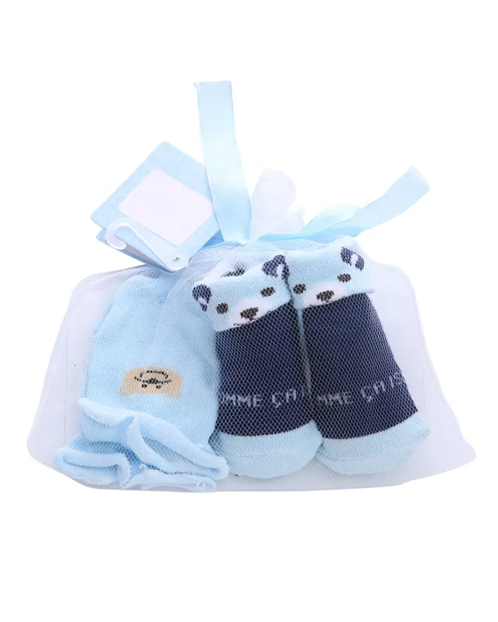 Socks and gloves set
