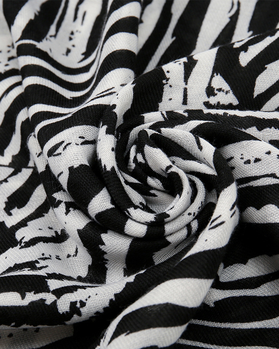 Black and white striped scarf