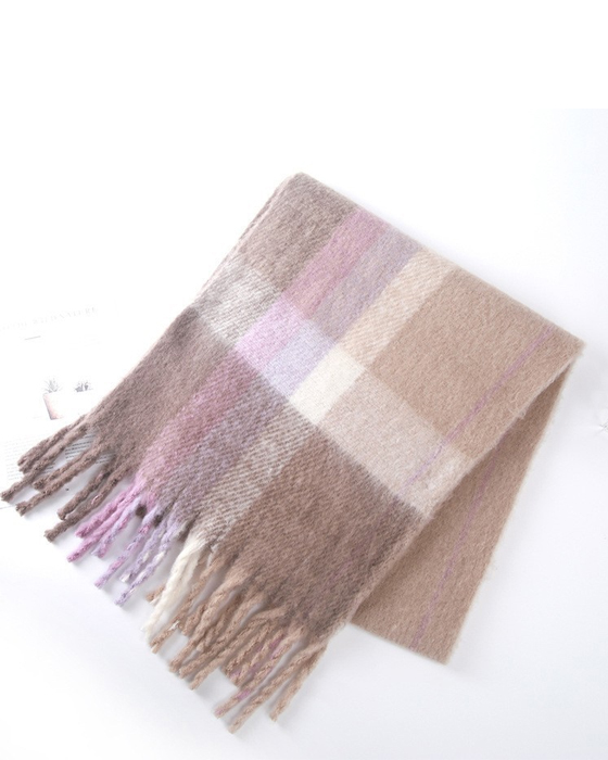 Plaid scarf