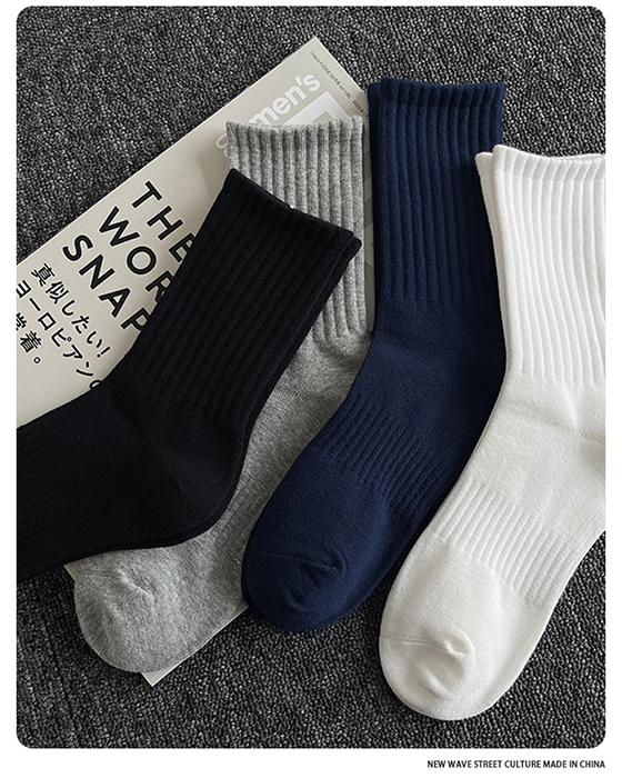 socks to keep feet warm