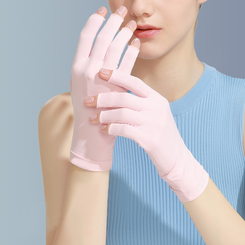 Sunscreen gloves