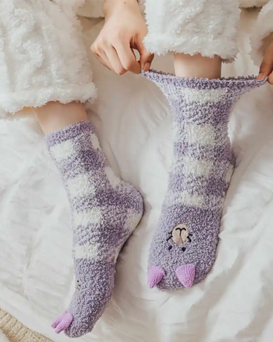 Mid-tube stockings for girls