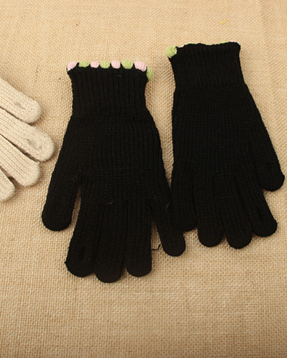 Solid color gloves