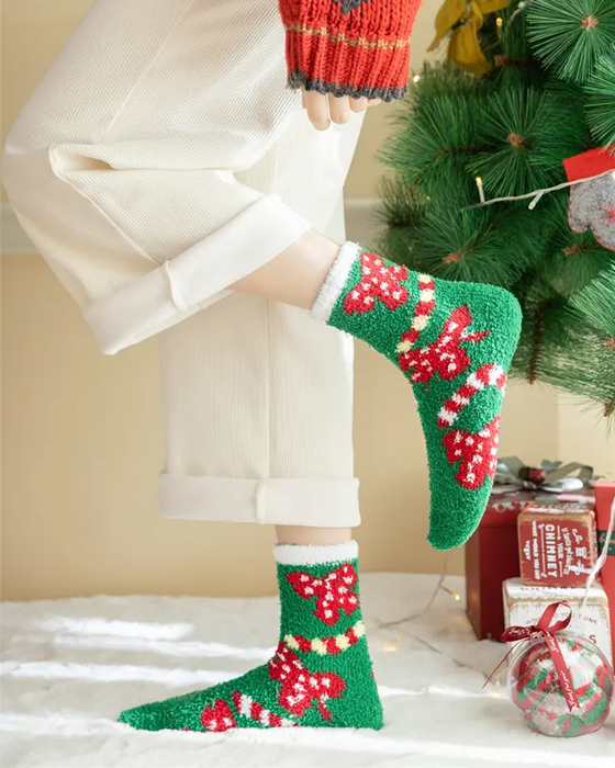 white chrismas stockings