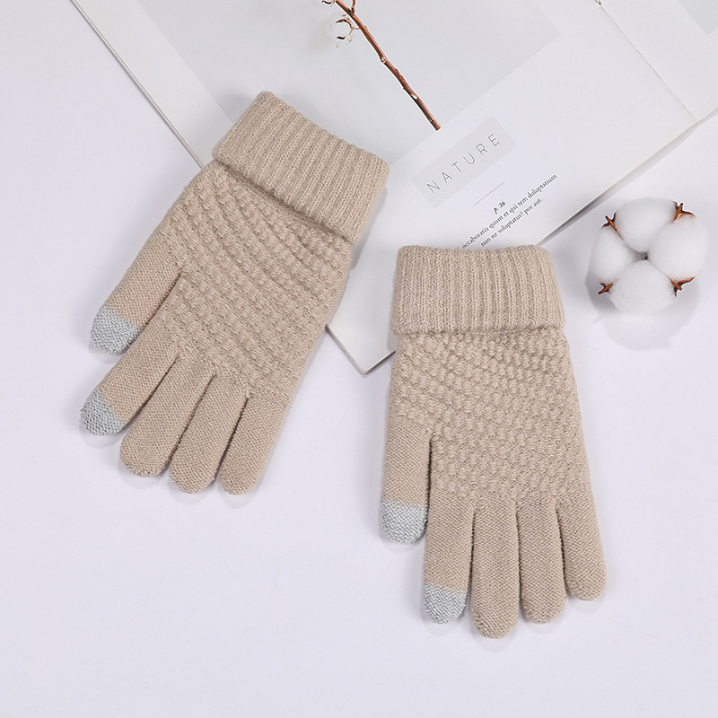 Warm gloves