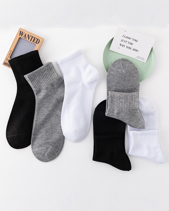 Men's solid color socks