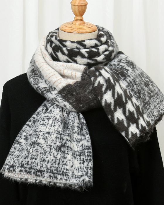Girly literary scarf