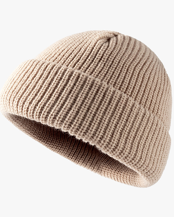 Knit cap in solid color