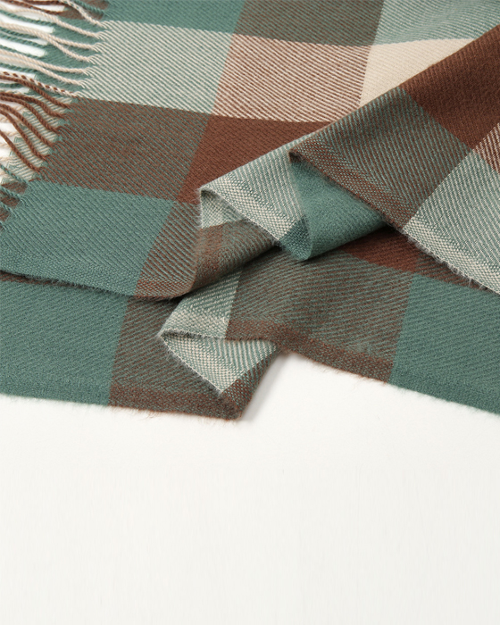 Plaid scarf