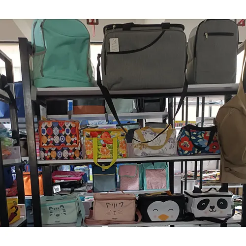 Cooler bag showrom
