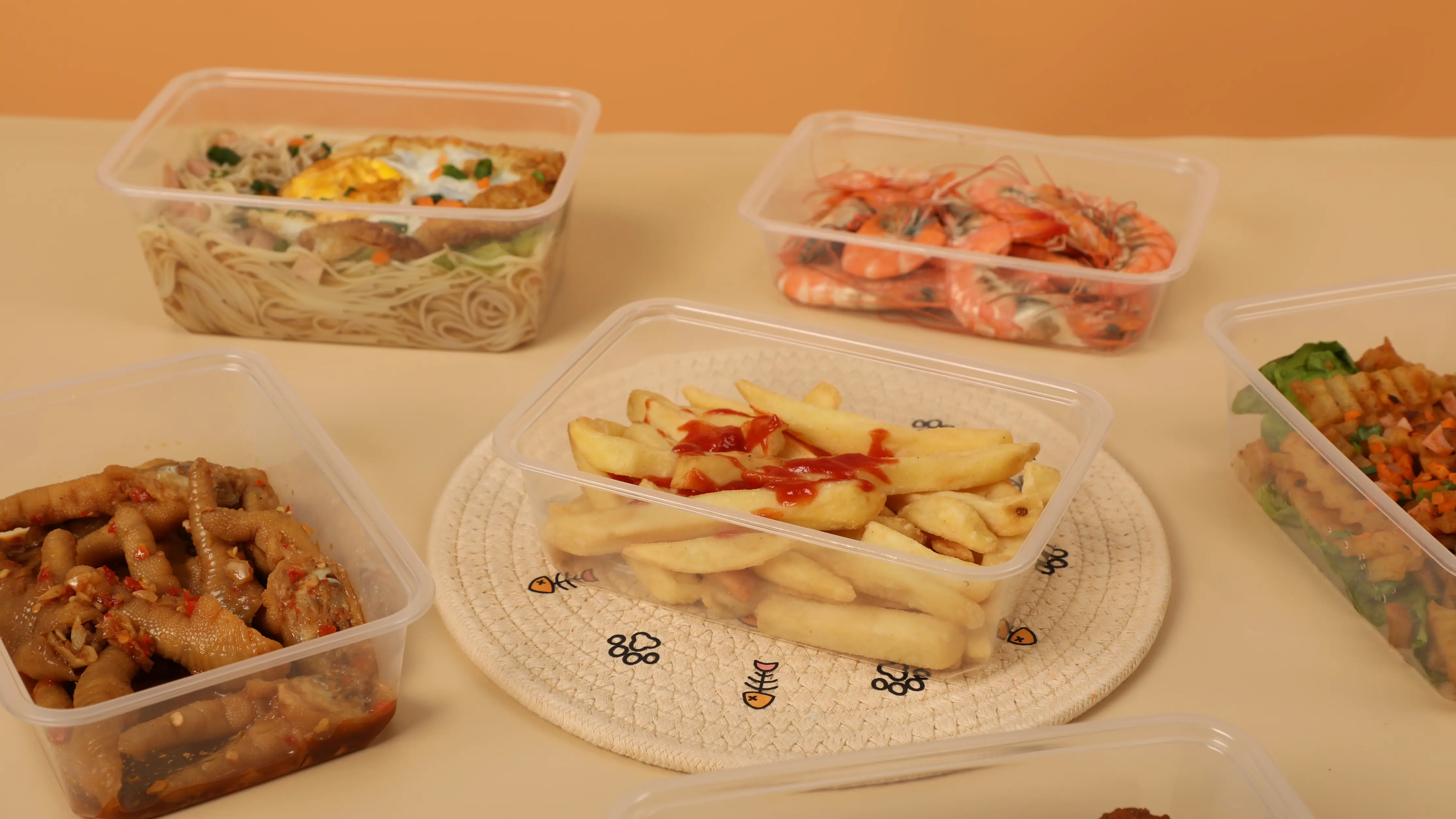 clear takeout box