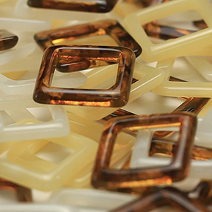 wholesale plastic resin buckles