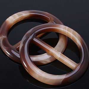 plastic resin buckles supplier