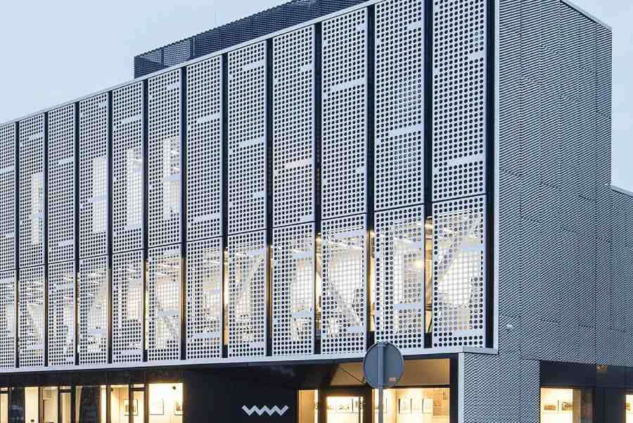Metal Facades for Commercial Buildings