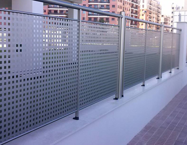 Square Hole Perforated Metal Mesh 