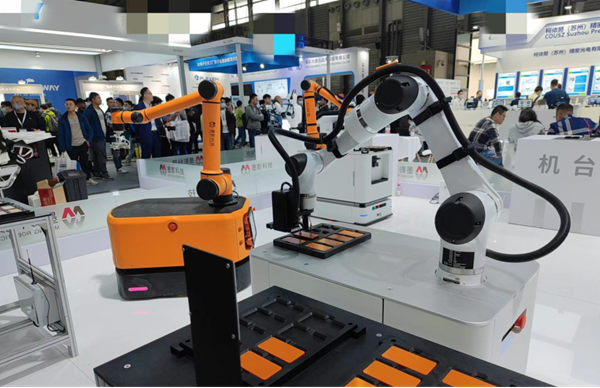 Memimpin dan mempromosikan pengembangan industri robot dalam tahap baru, Moying Technology memulai debutnya di Shanghai Electronics Exhibition di Munich, yang memeriahkan seluruh tempat!