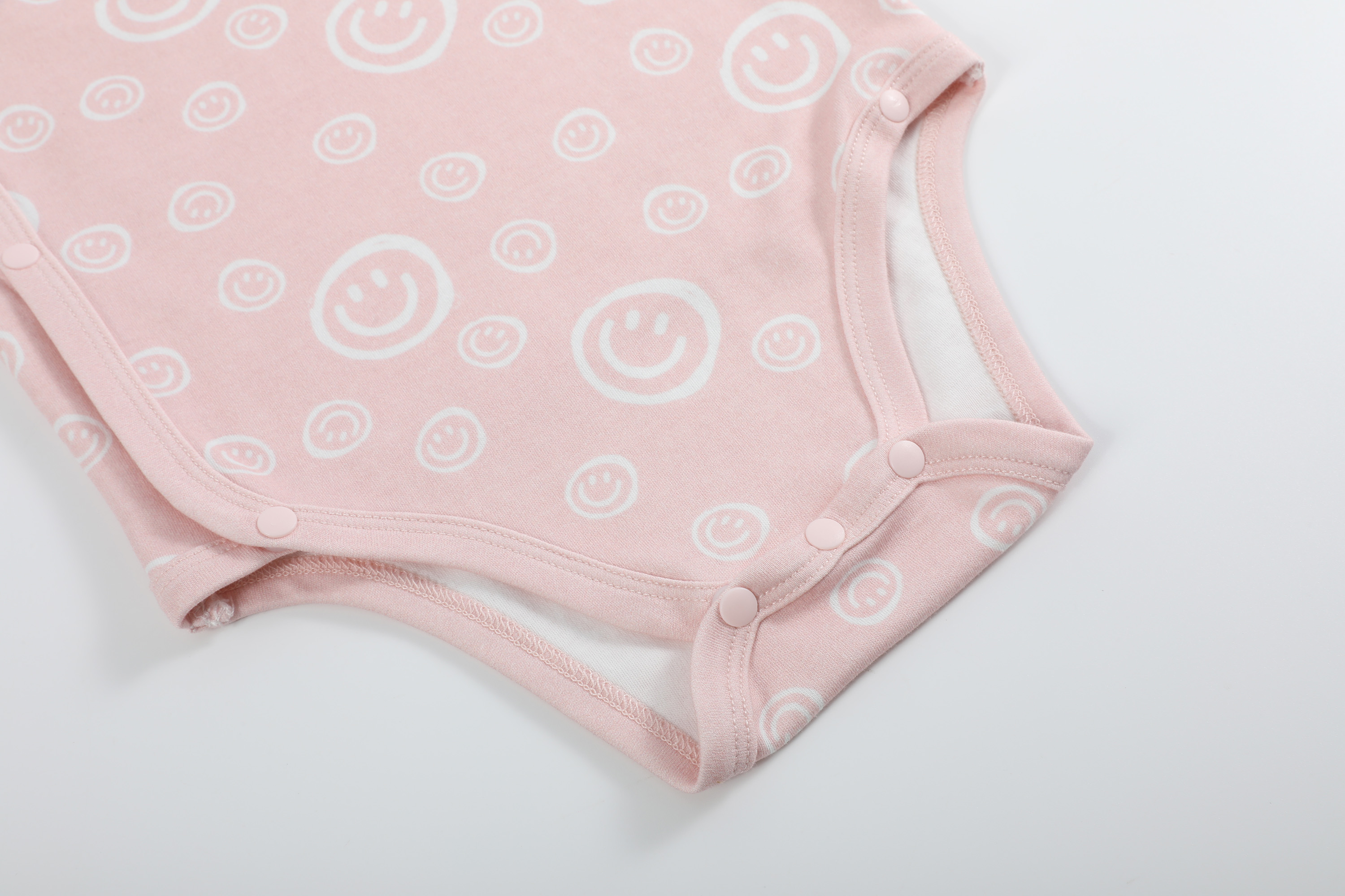 newborn baby clothes