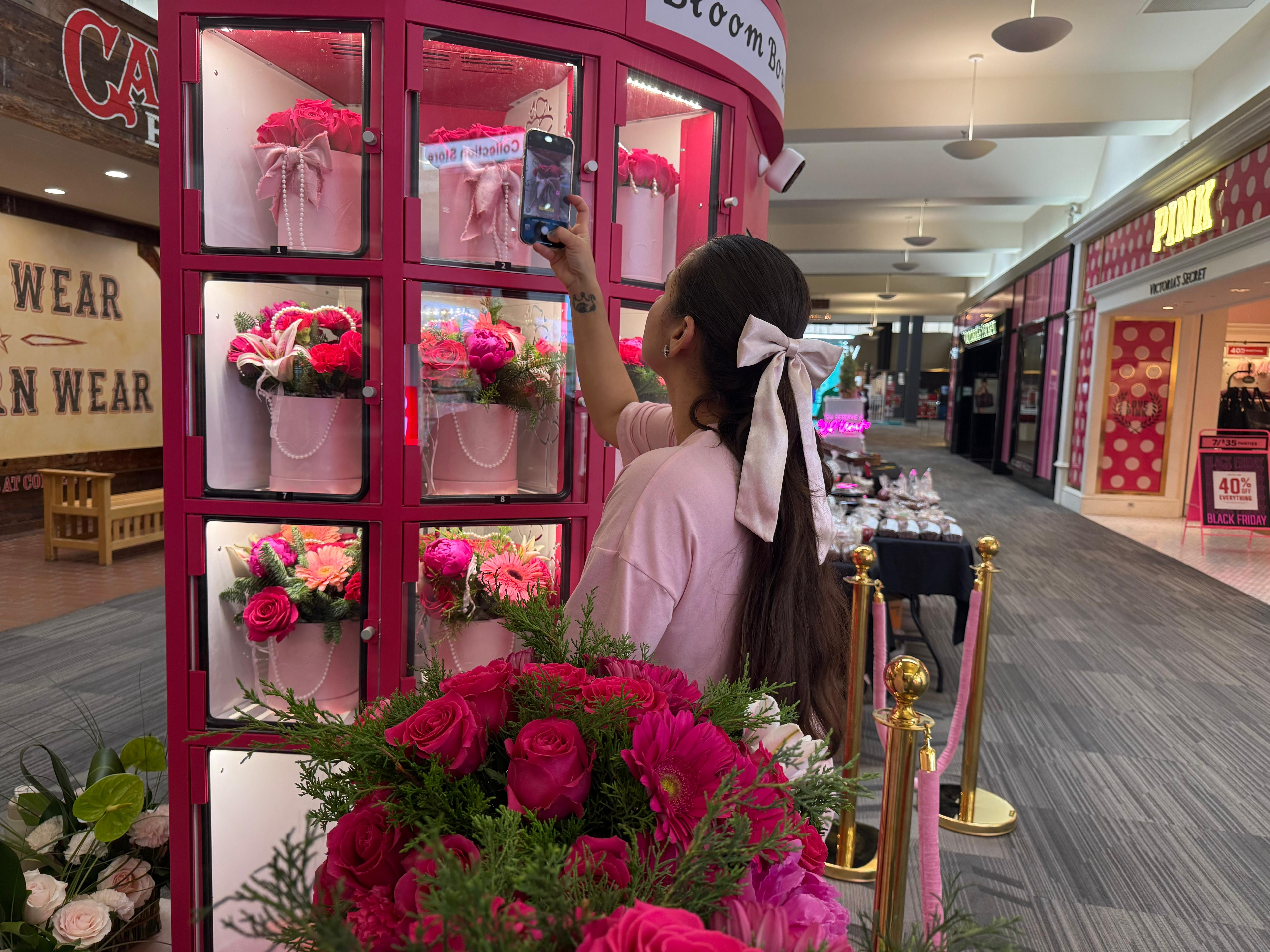 weimi flower vending machine in shopping mall