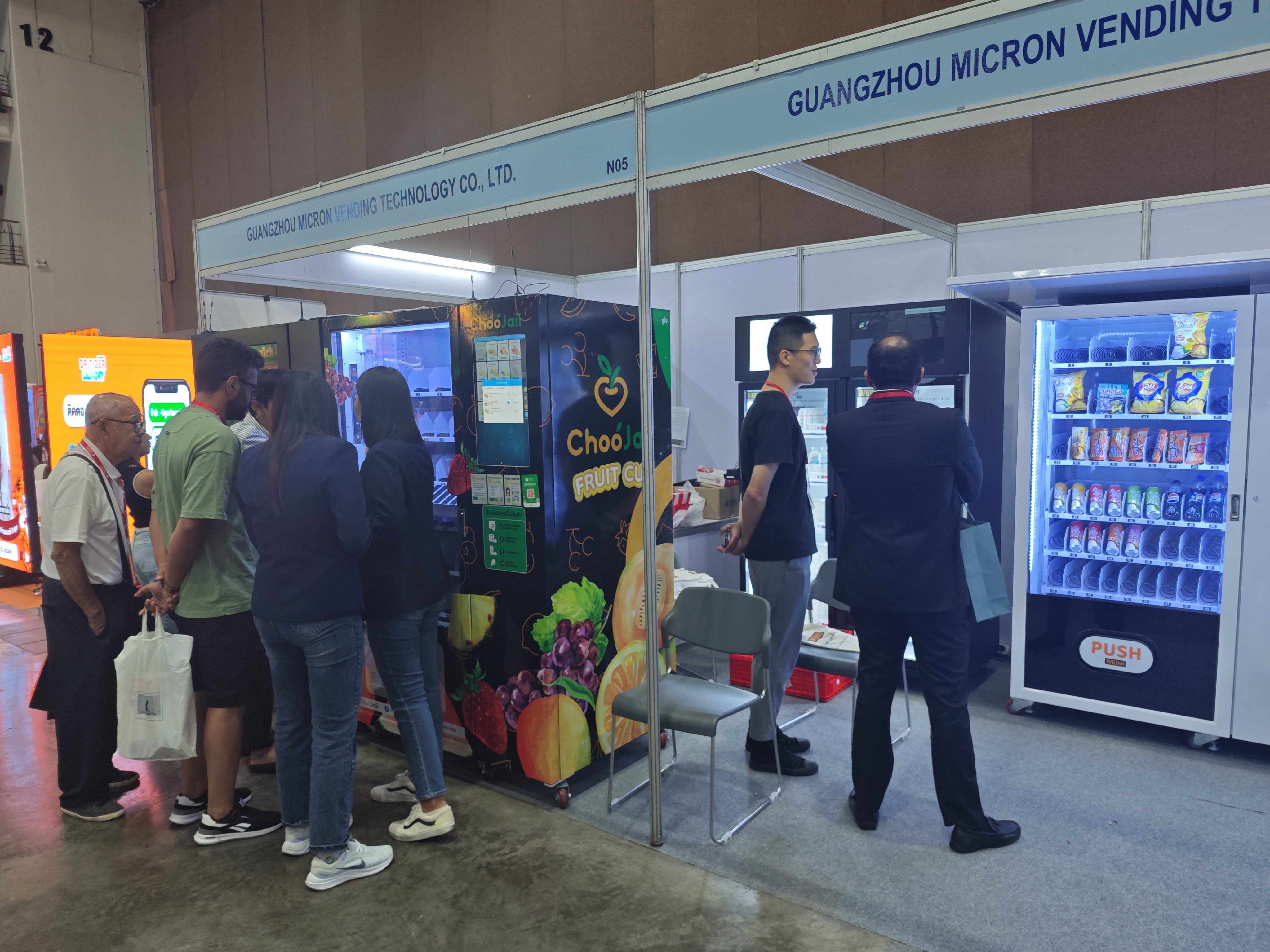 Thailand  vending  show scene