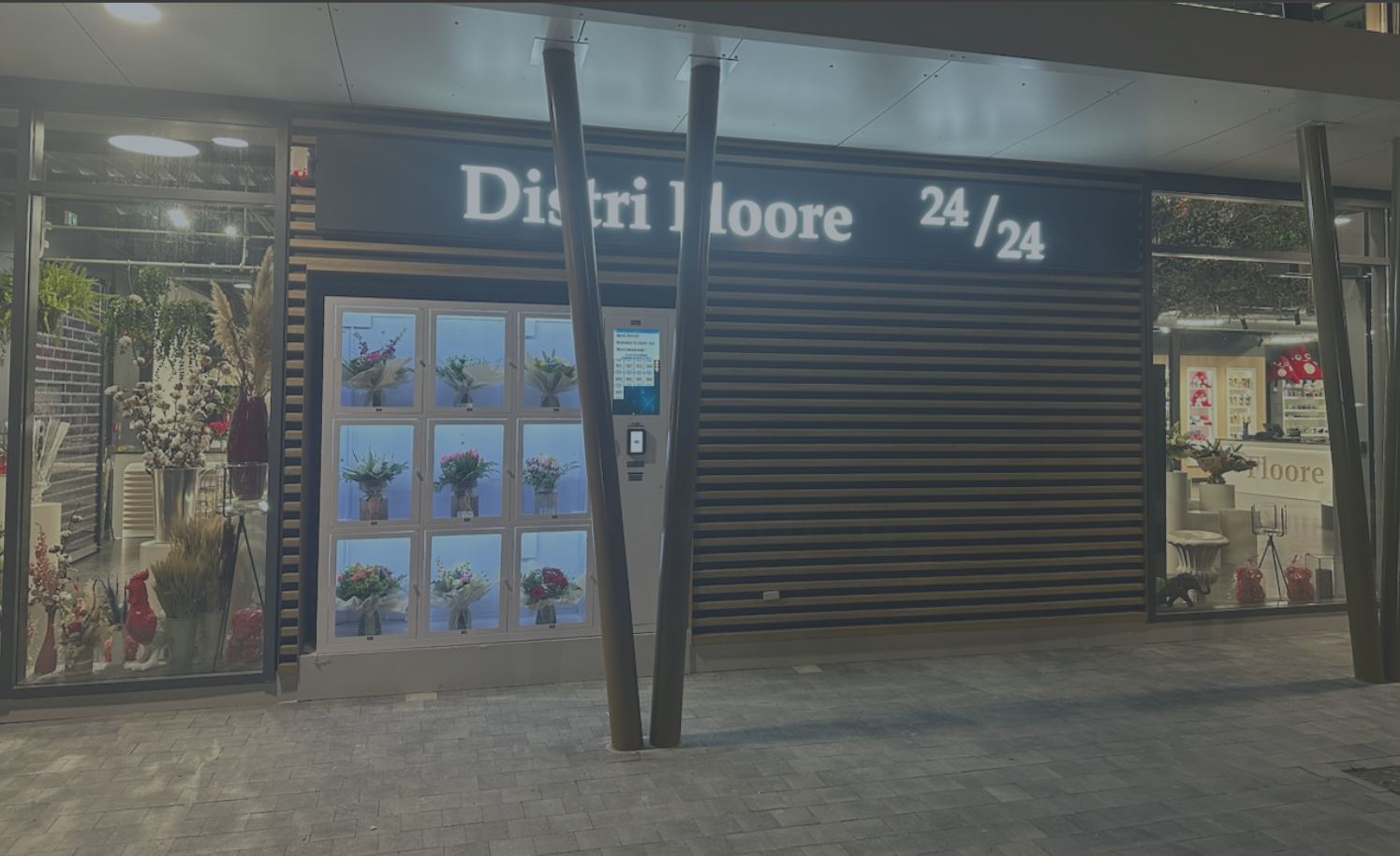 Weimi Flower Vending Machine in France: Enhancing Unmanned Retail for Flower Stores