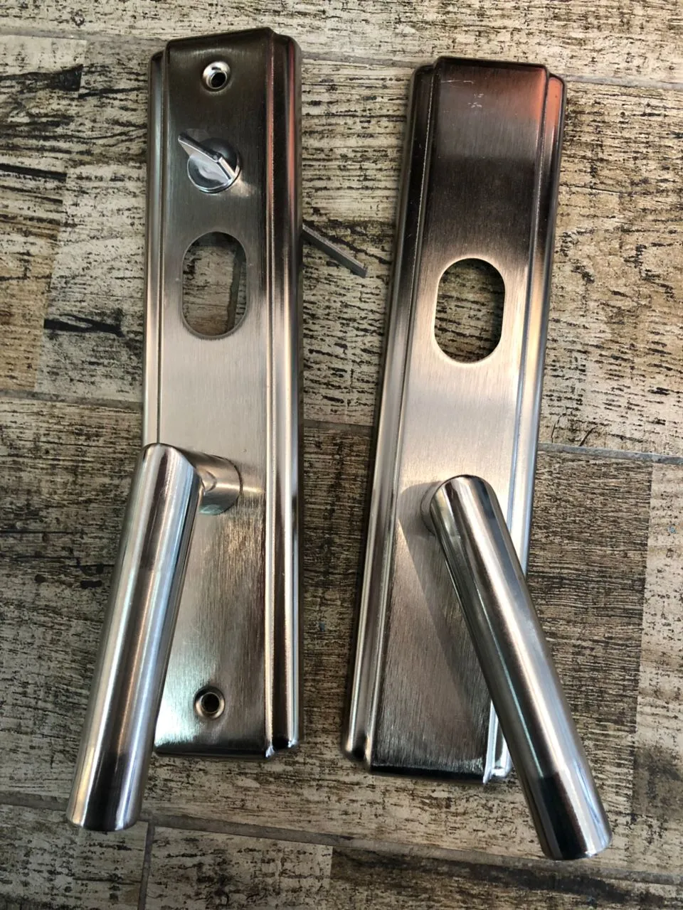 Handel of Stainless Steel Door with Glass