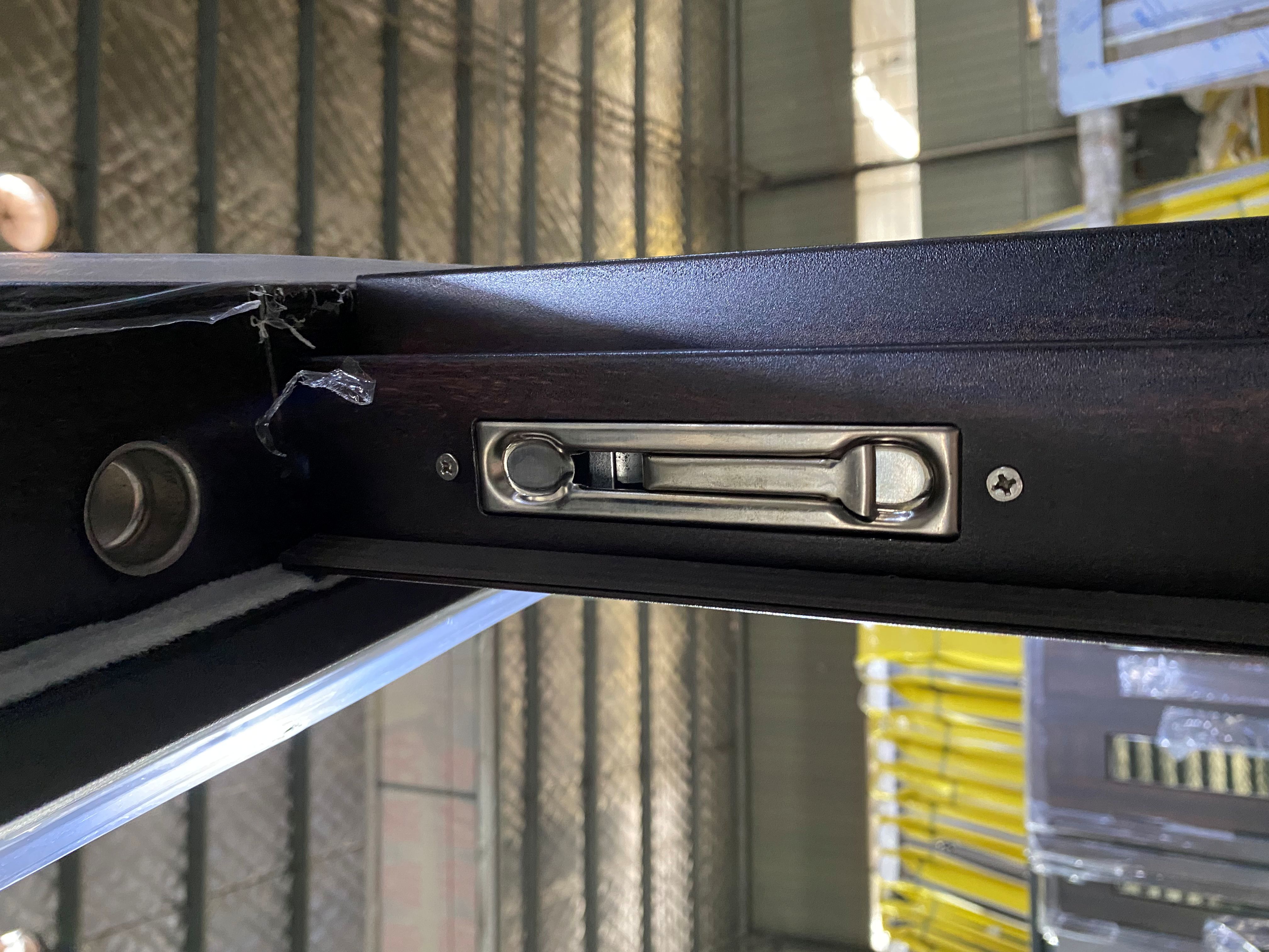 Lock System of Commercial Metal Entrance Doors