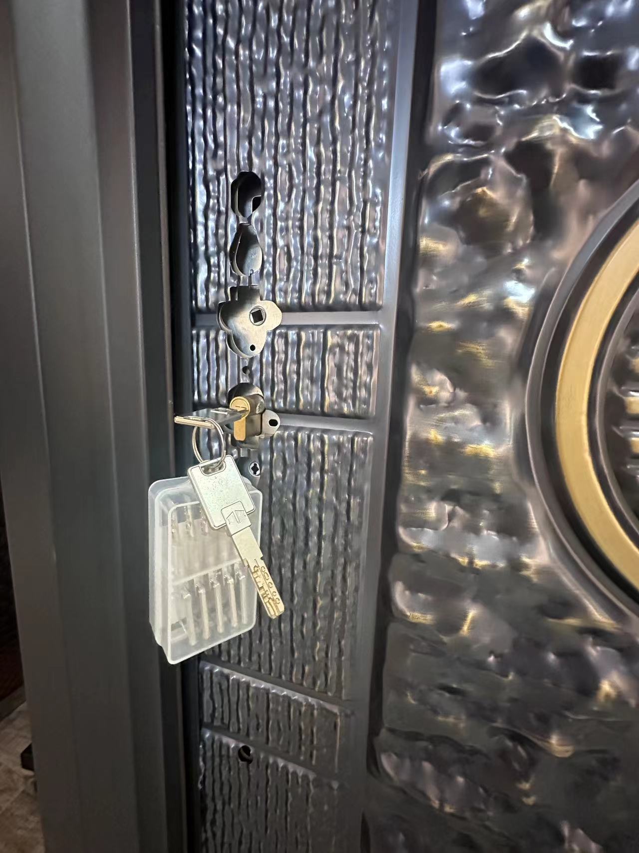 Lock System of Black Metal Door